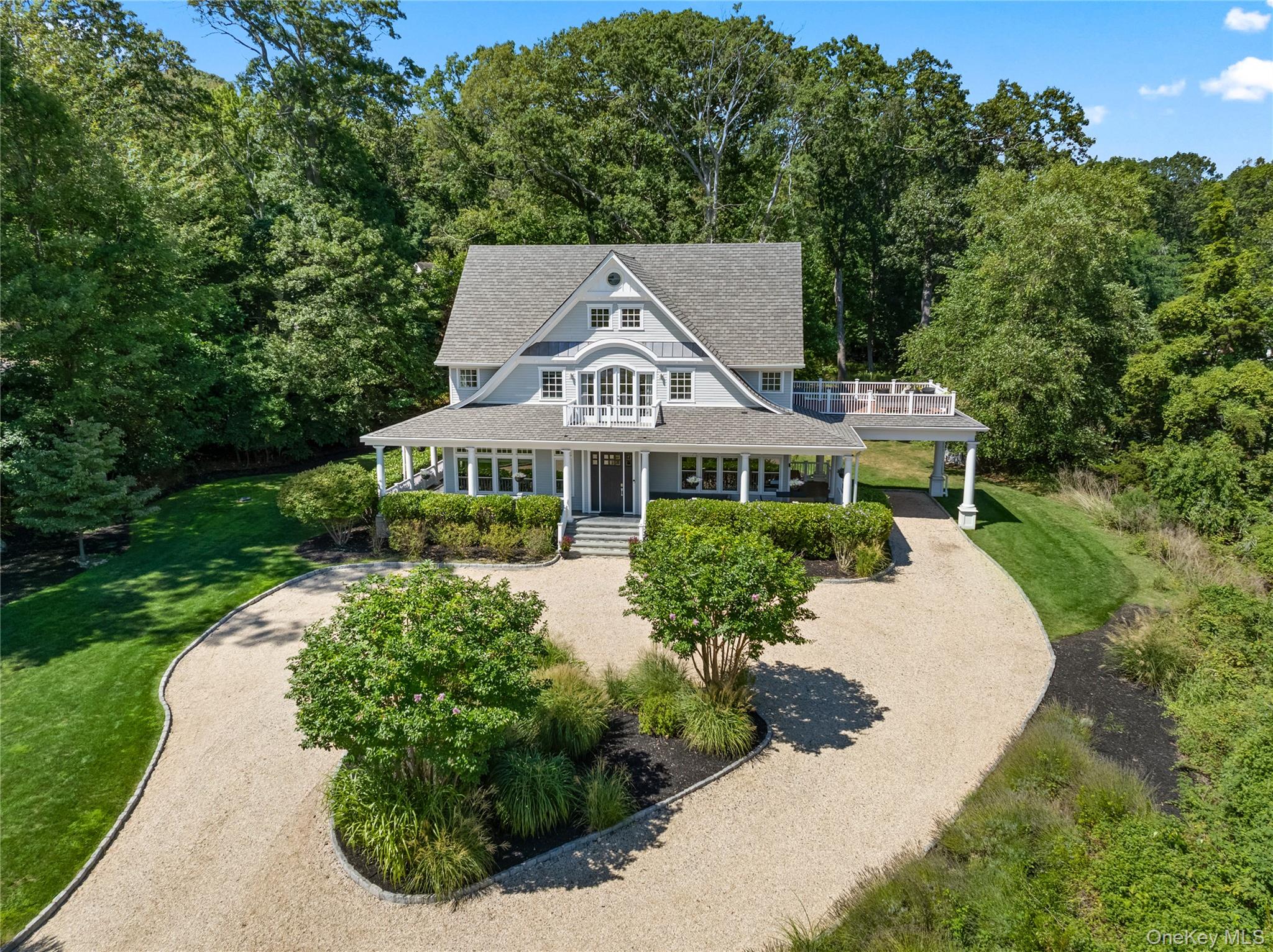 89 Lloyd Harbor Road