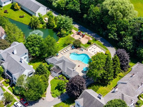 Apartment For Sale - 107 Cornwall Meadows Lane #107<br/> Putnam County, Patterson, NY 12563