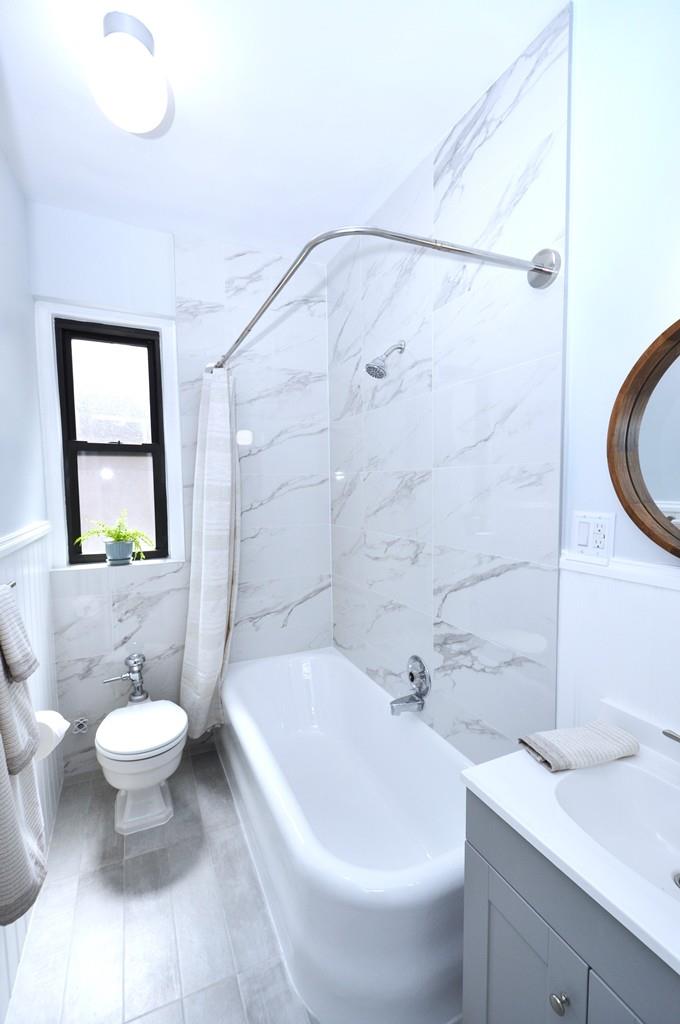 Scarsdale, New York 10583, United States, 1 Bedroom Bedrooms, ,1 BathroomBathrooms,Residential,Pending,129443