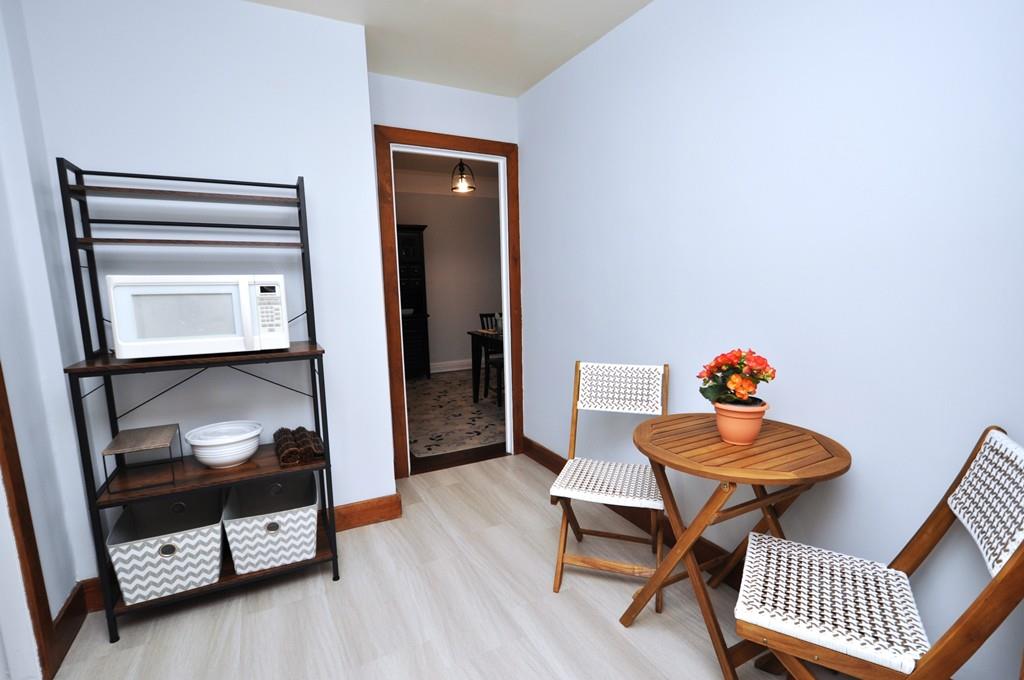 Scarsdale, New York 10583, United States, 1 Bedroom Bedrooms, ,1 BathroomBathrooms,Residential,Pending,129443