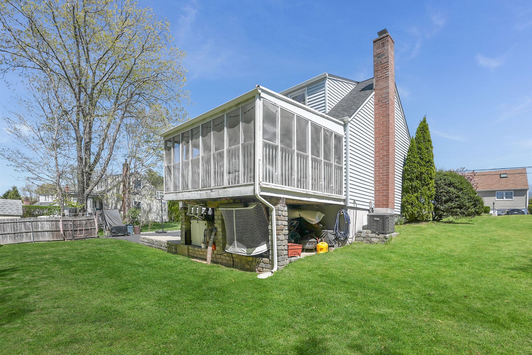 2763 Windmill Drive Drive, Yorktown Heights, New York image 34