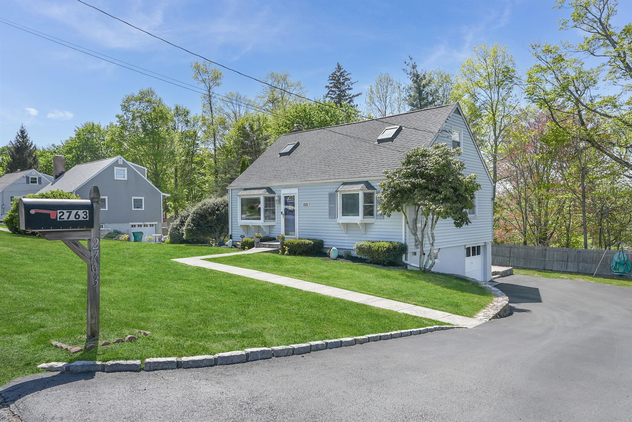 2763 Windmill Drive Drive, Yorktown Heights, New York image 1