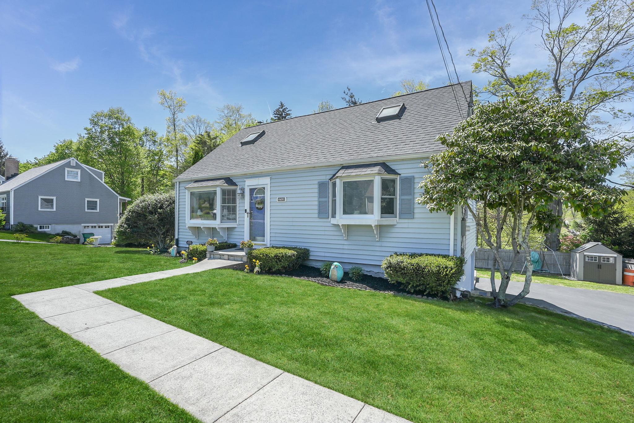 2763 Windmill Drive Drive, Yorktown Heights, New York image 4