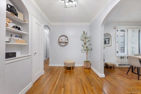 43-01 46th Street 2A Sunnyside NY 11104