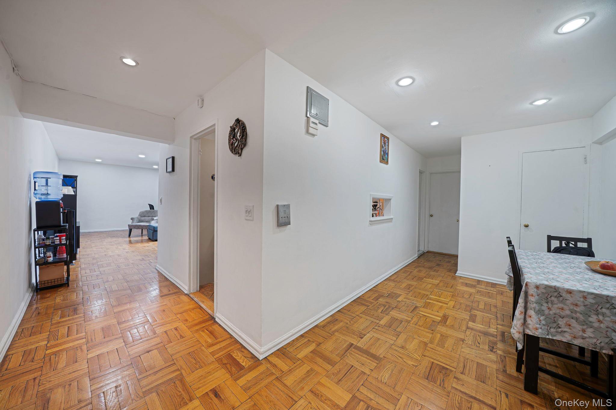 1010 Sherman Avenue 1F - Photo 4