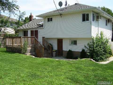 8 Debora Drive - Photo 2