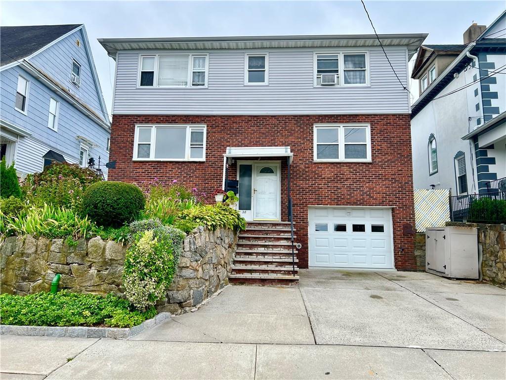 Rental Property at Dalton Road Second Flo, Yonkers, New York - Bedrooms: 3 
Bathrooms: 1  - $3,000 MO.