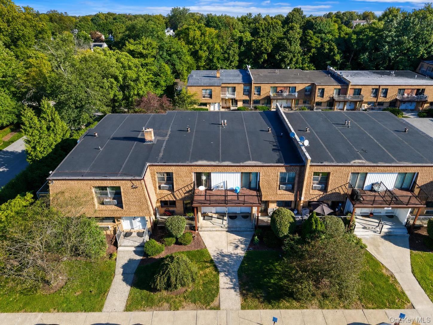 408 Carpenter Avenue 4