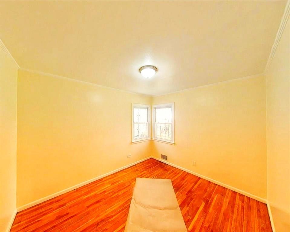 160-35 119 Drive