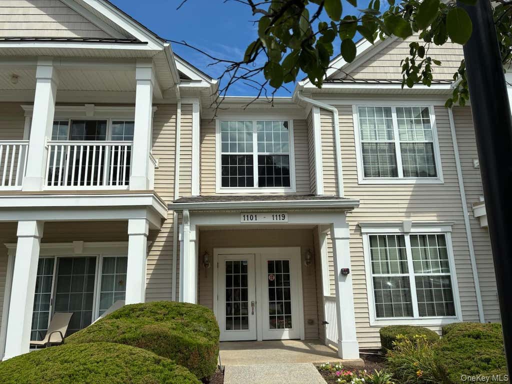 Photo of 1115 Saratoga Lane, Fishkill, NY 12524 (MLS # 1004944)