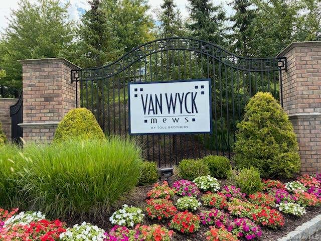 Photo of 1115 Saratoga Lane, Fishkill, NY 12524 (MLS # 1004944)
