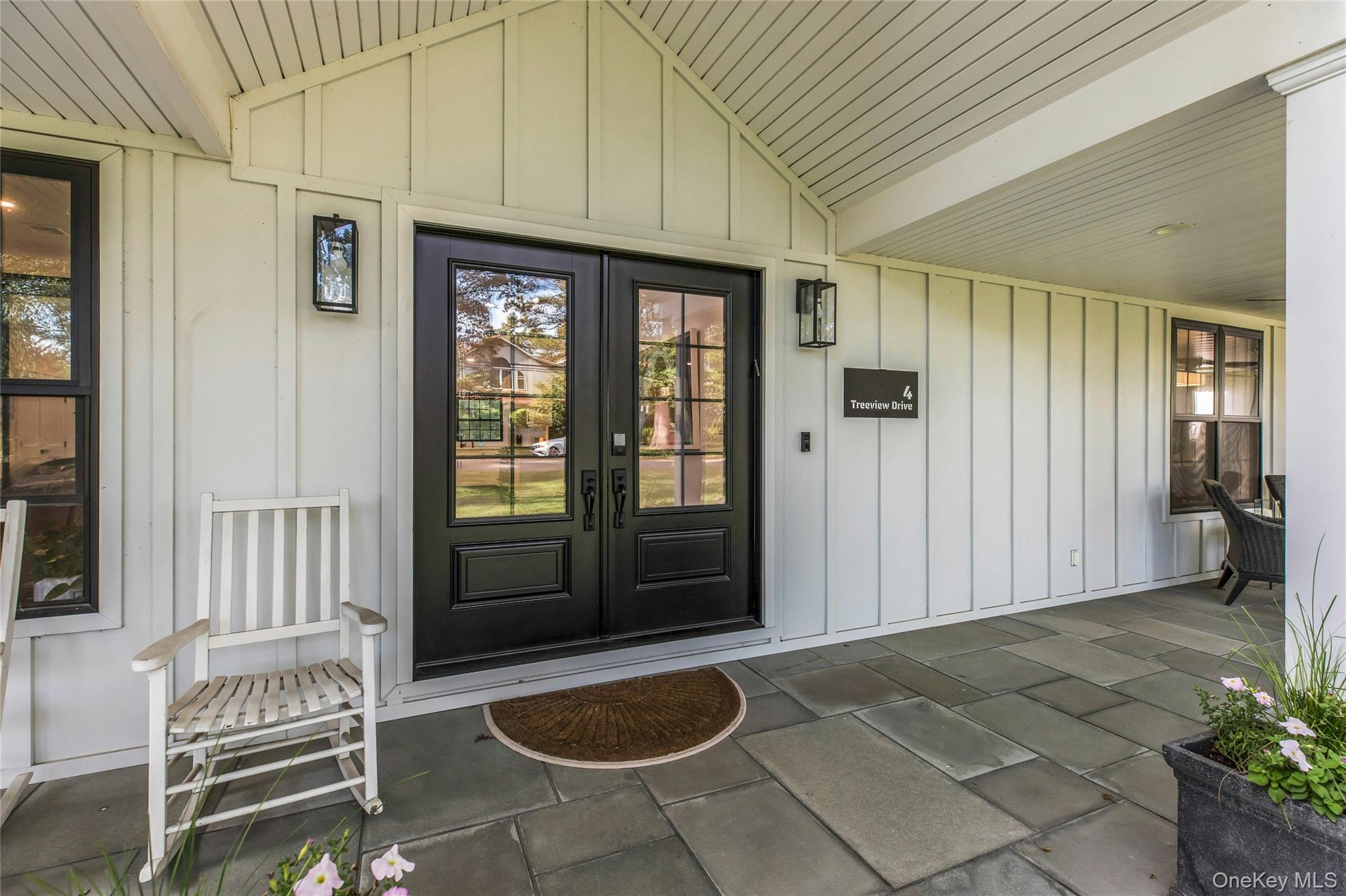 4 Treeview Drive