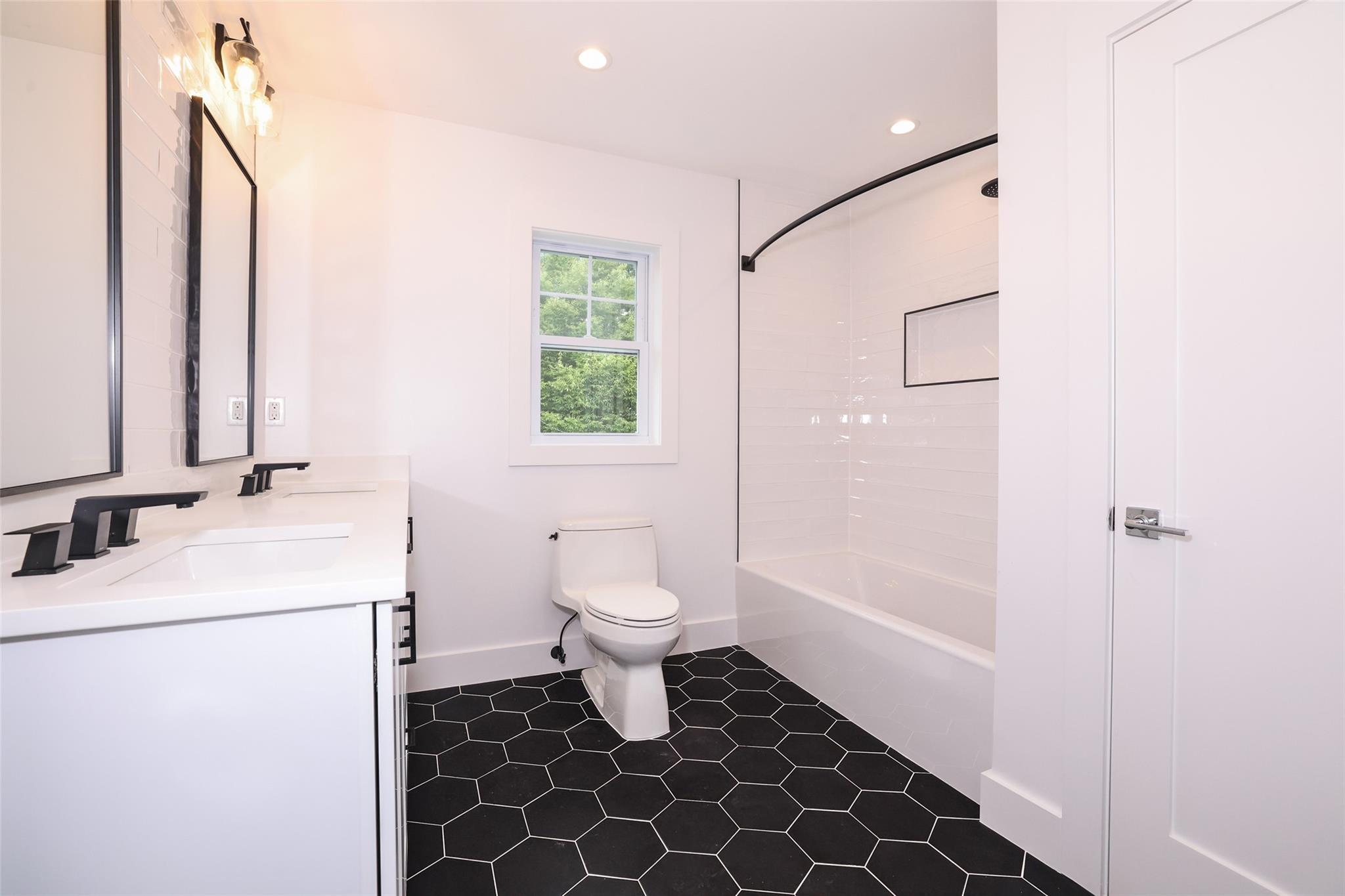 42 Johnson Road, Scarsdale, New York image 22