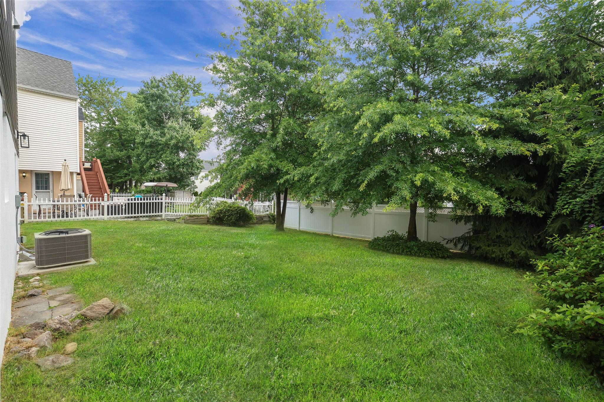 42 Johnson Road, Scarsdale, New York image 24