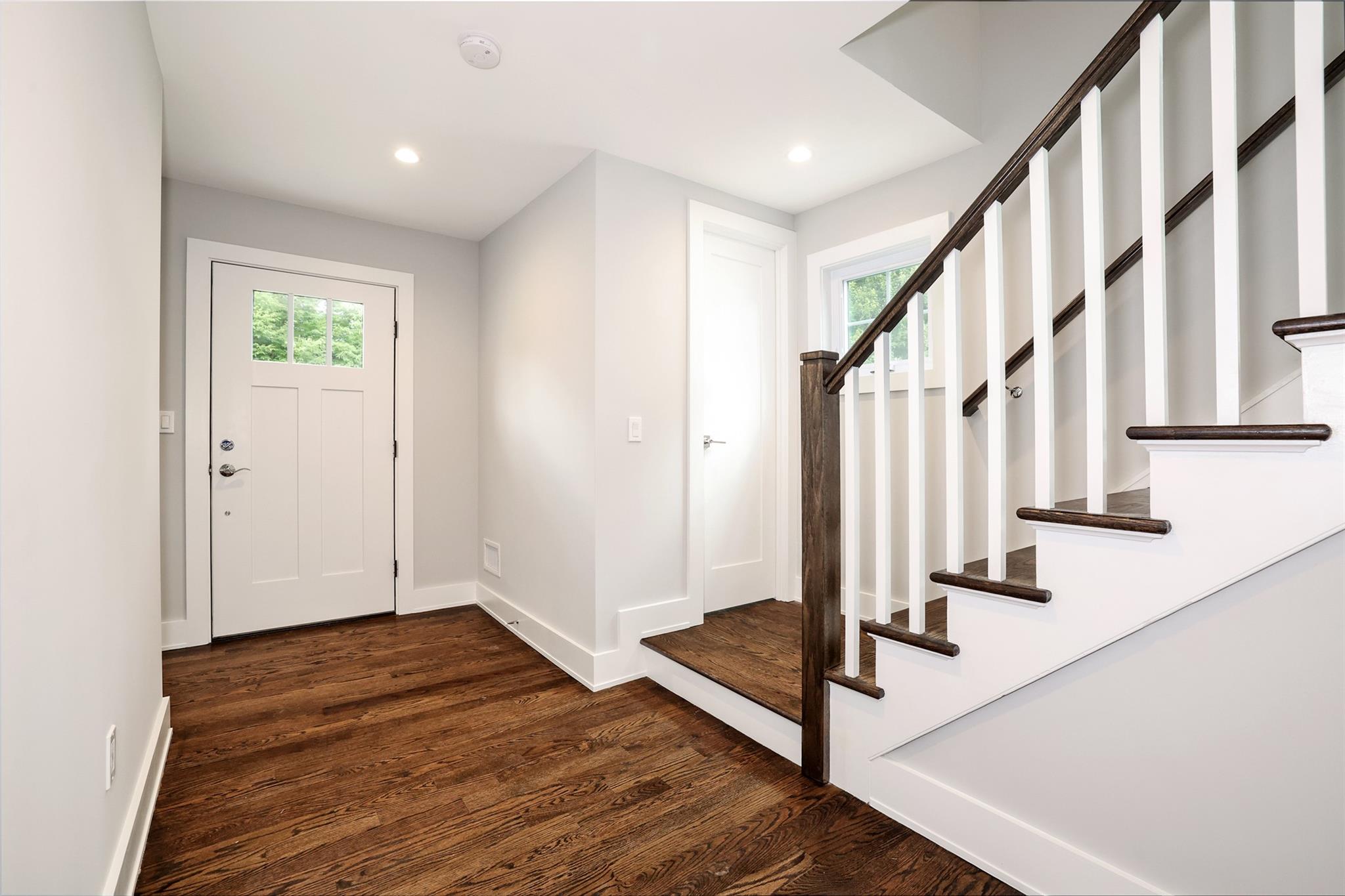 42 Johnson Road, Scarsdale, New York image 3
