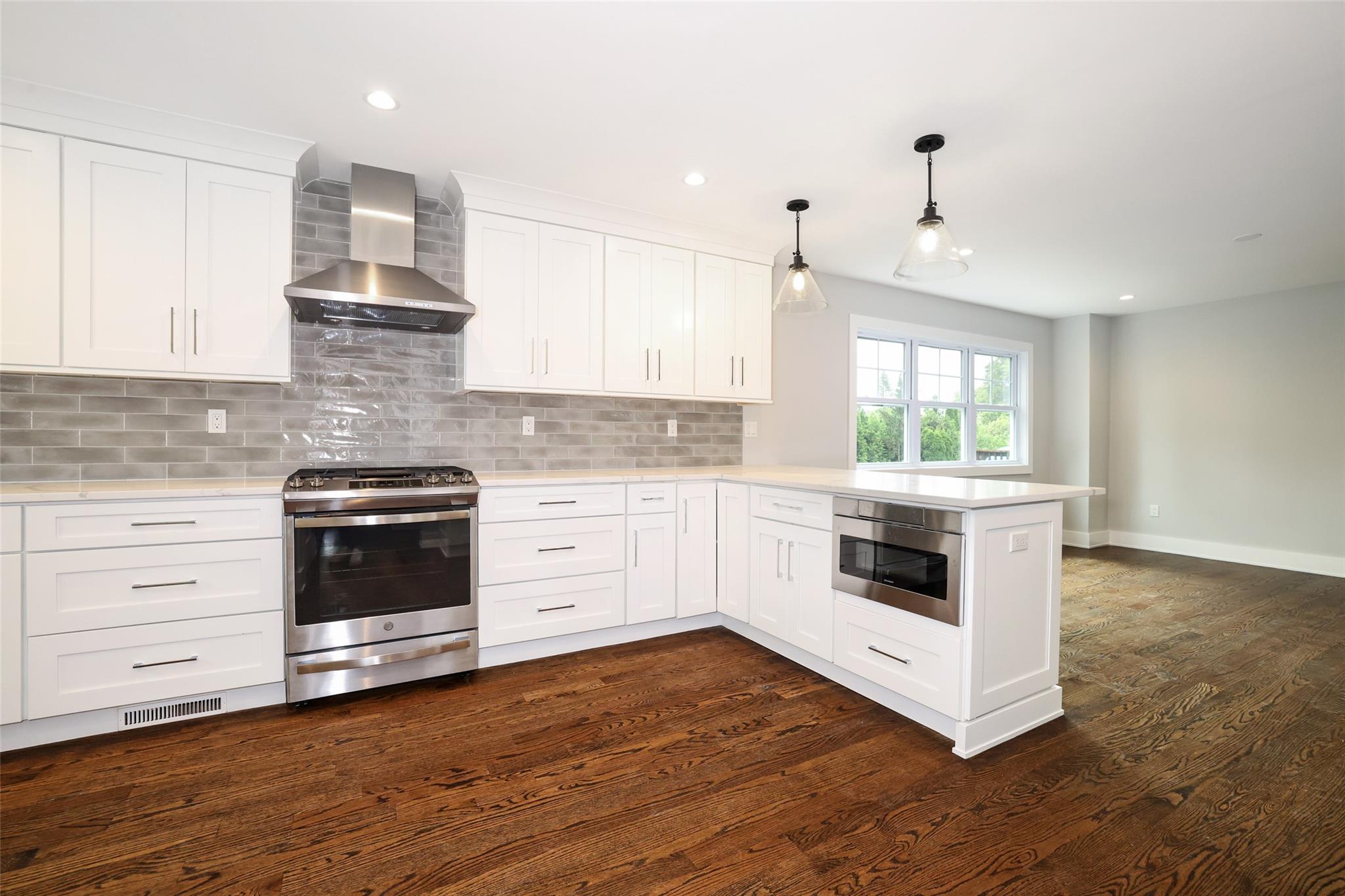 42 Johnson Road, Scarsdale, New York image 13