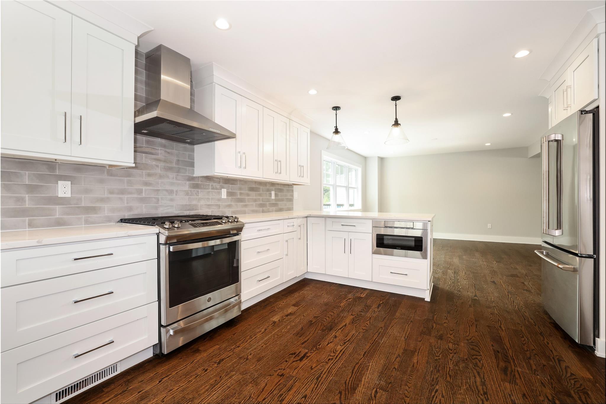42 Johnson Road, Scarsdale, New York image 14