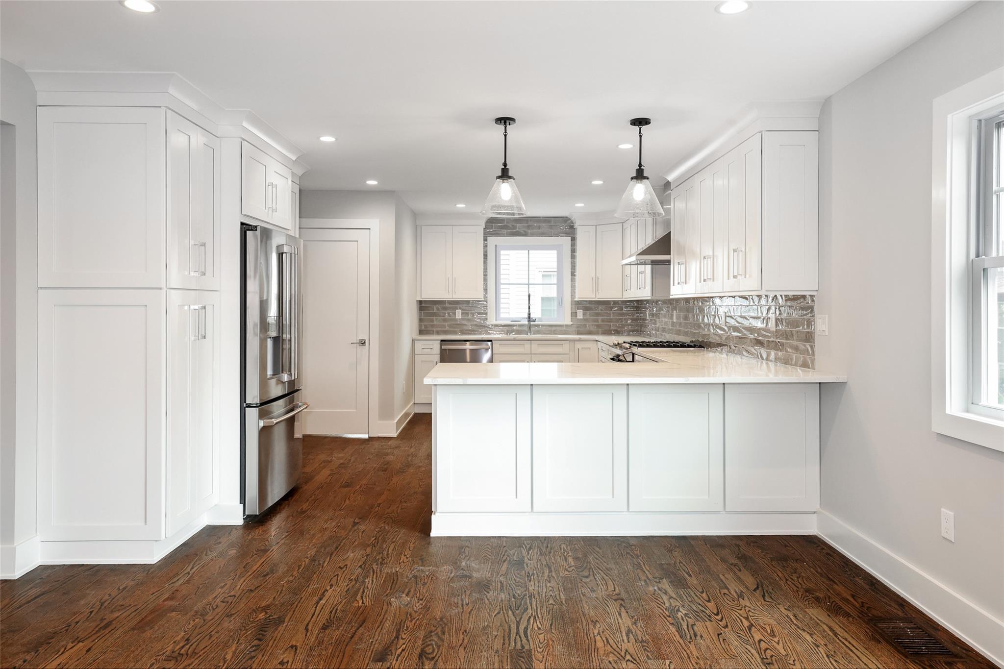 42 Johnson Road, Scarsdale, New York image 9