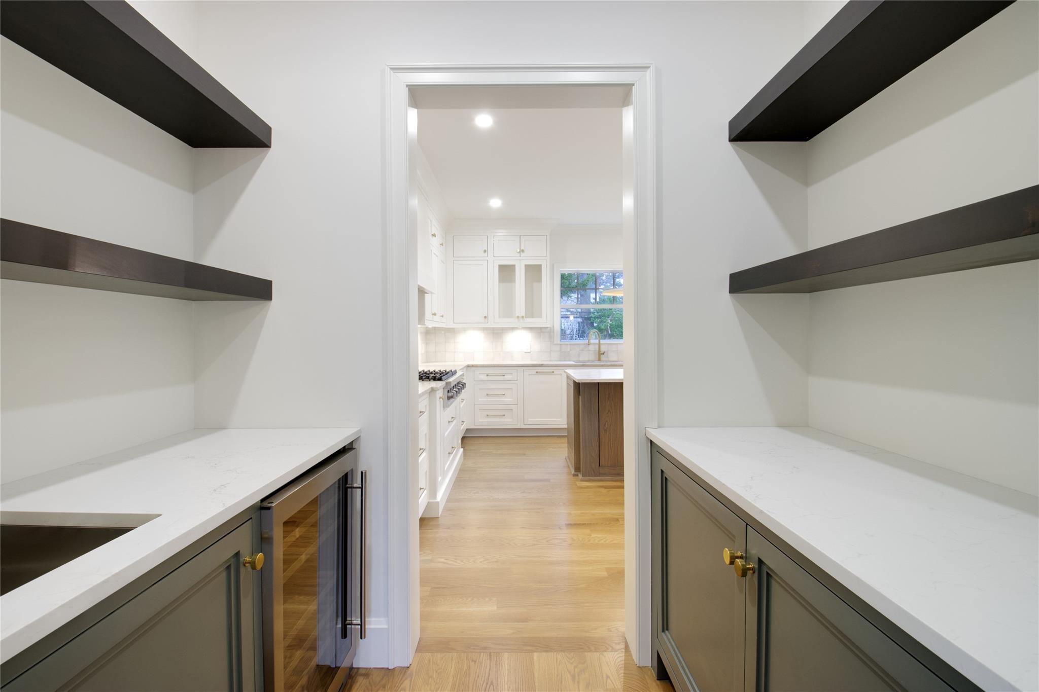 143 Chestnut Street, Garden City, New York image 5