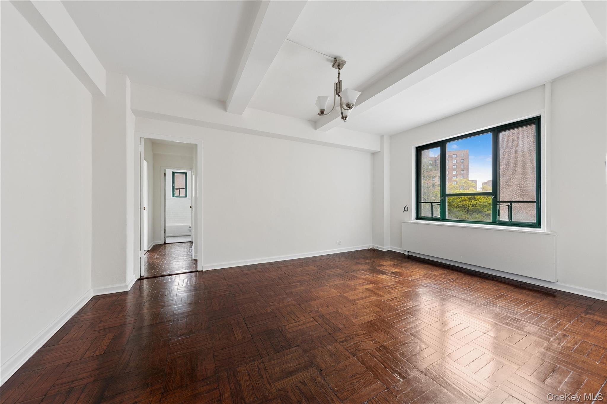 1585 Unionport Road 4H