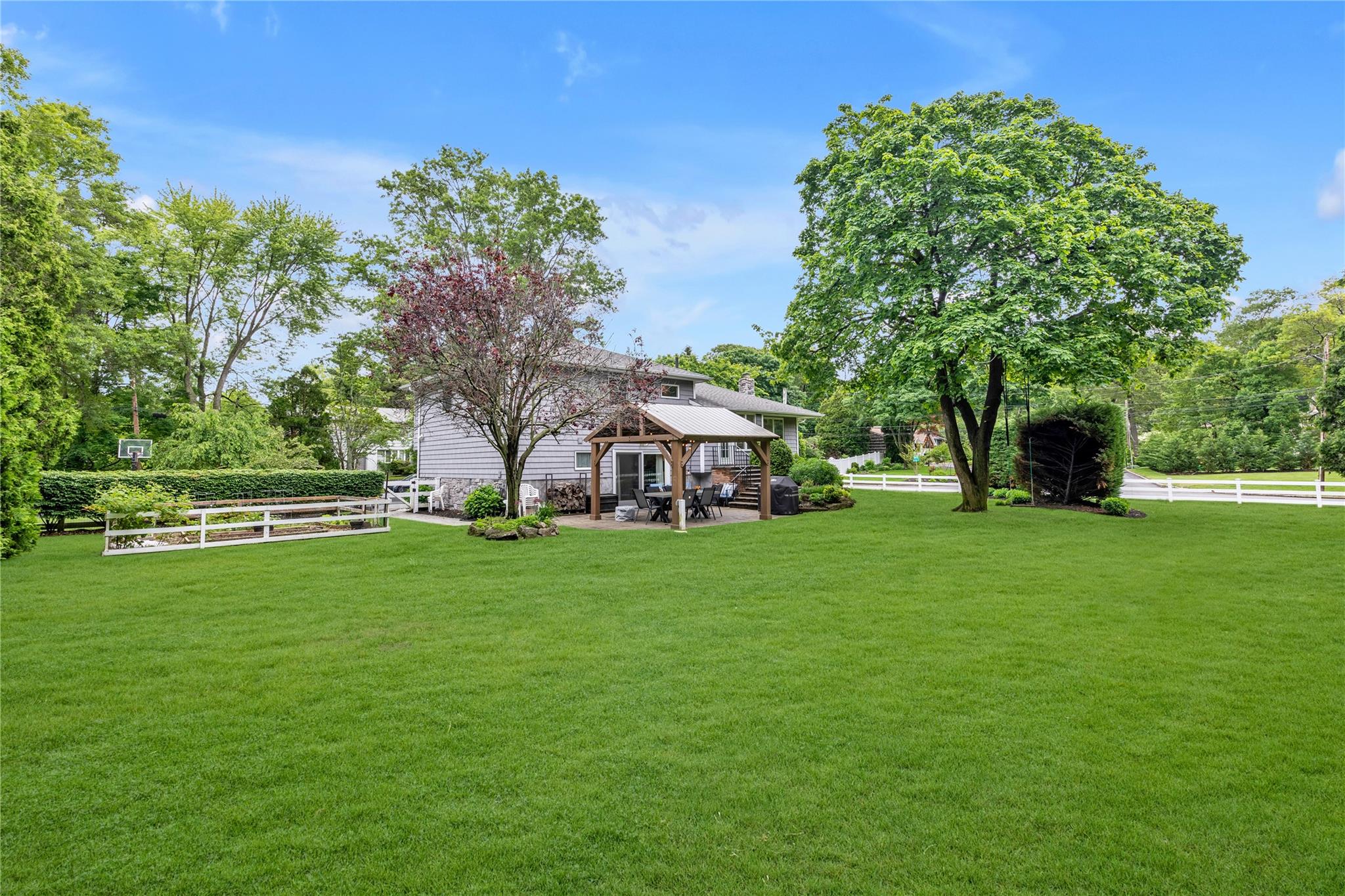 2 Oberlon Drive, Greenlawn, New York image 20