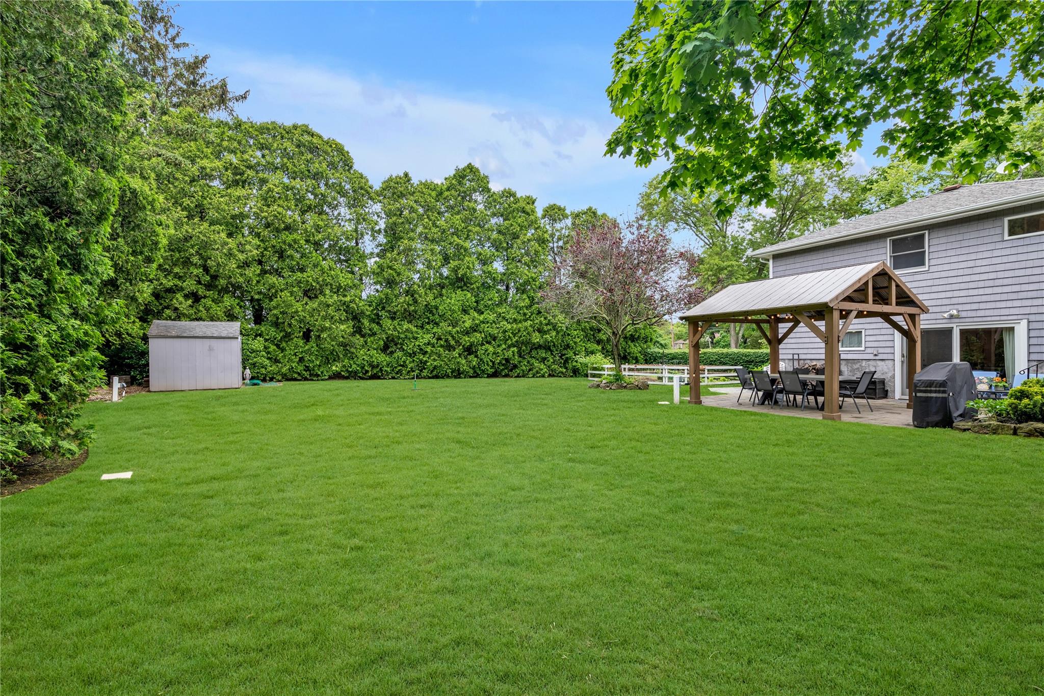 2 Oberlon Drive, Greenlawn, New York image 21