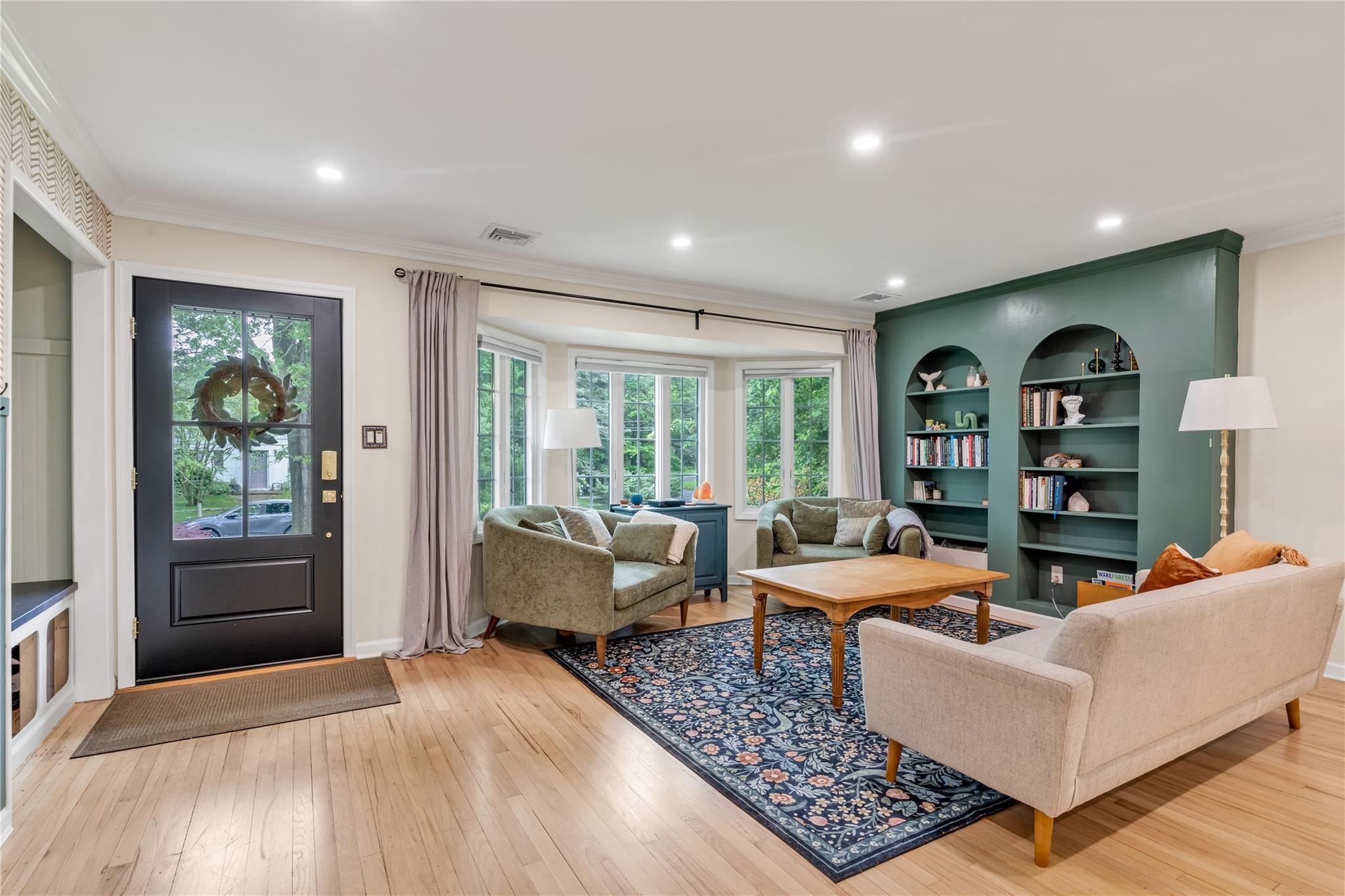 2 Oberlon Drive, Greenlawn, New York image 4