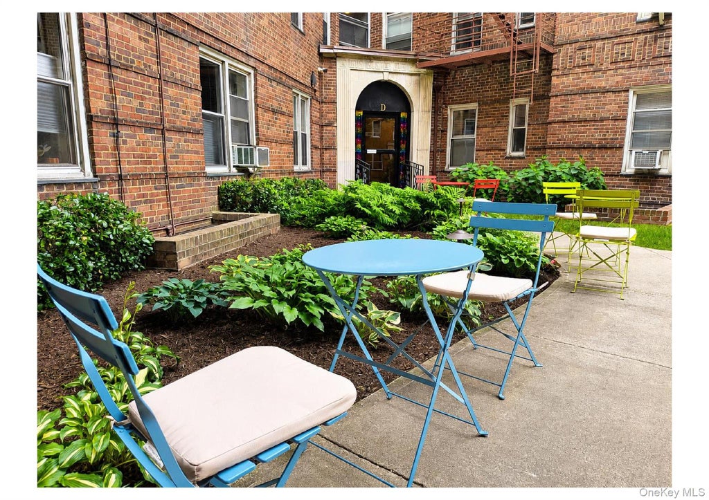 Photo of 73-12 35th Avenue #D32, Jackson Heights, NY 11372 (MLS # 1046476)