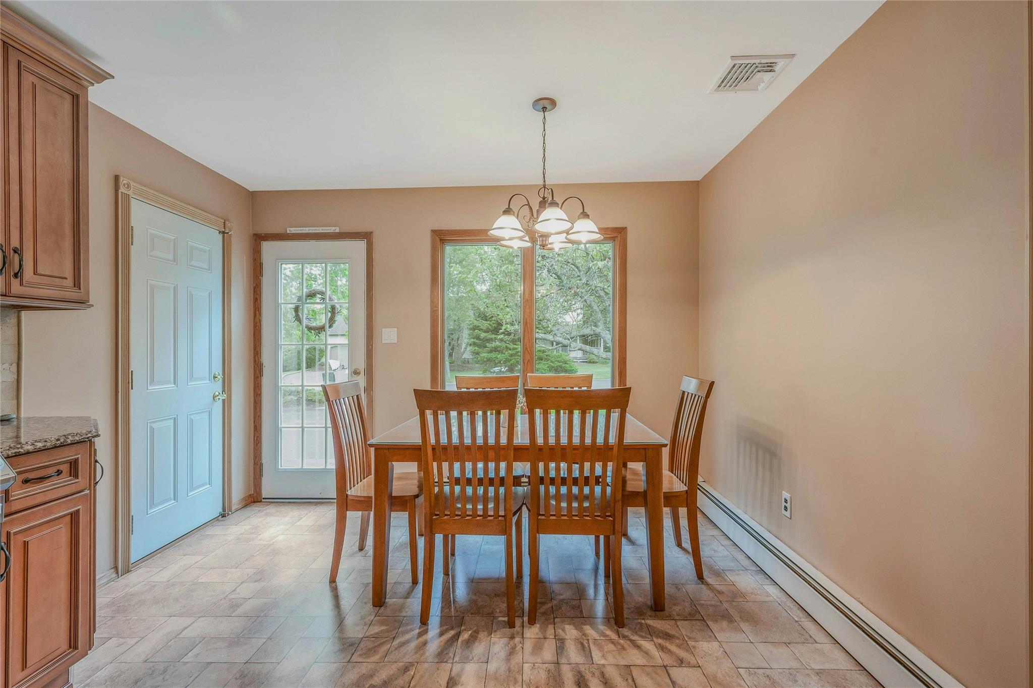 22 Peachtree Lane, Mount Sinai, New York image 7