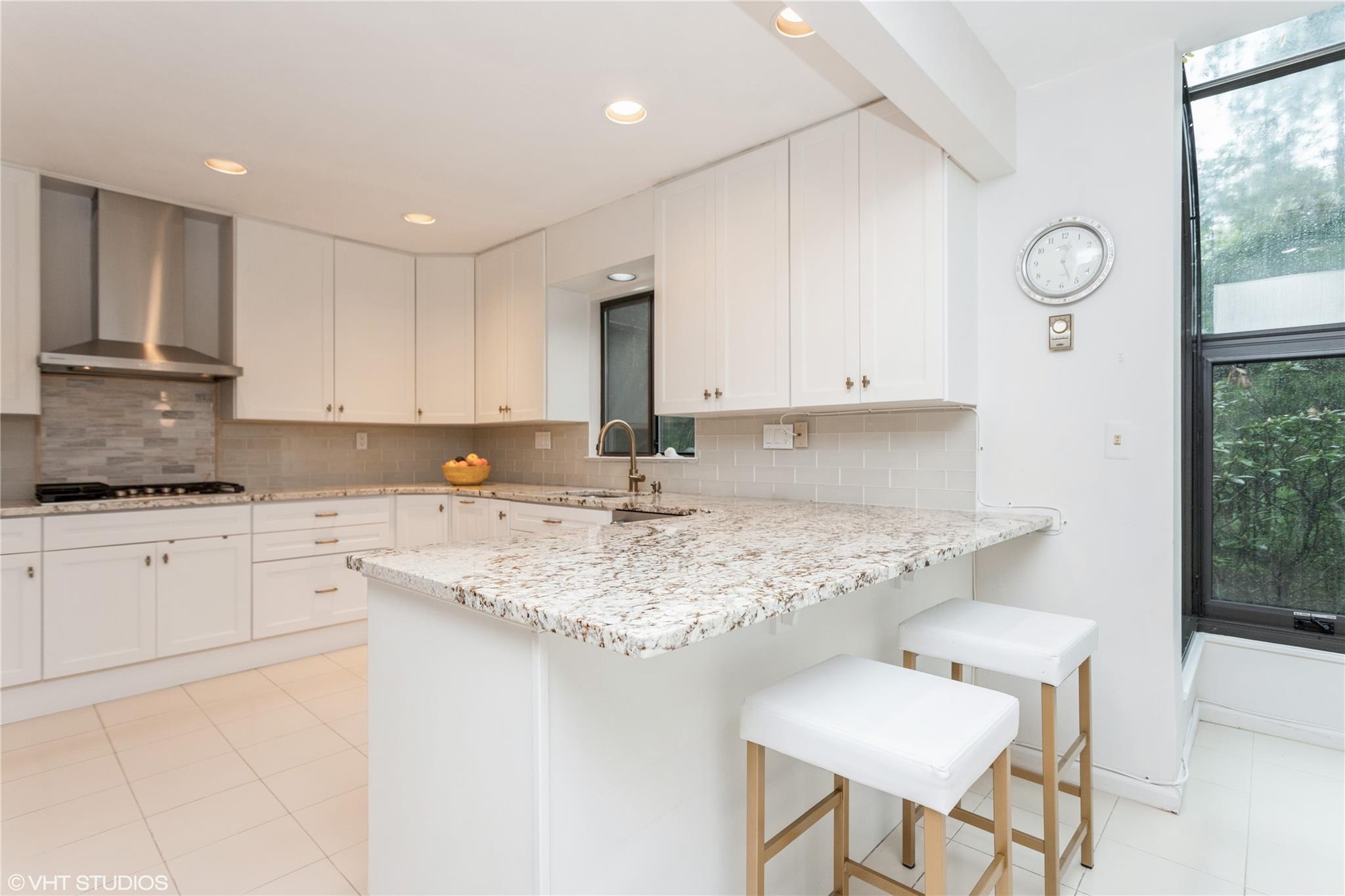 2 Brookridge Road, New Rochelle, New York image 15