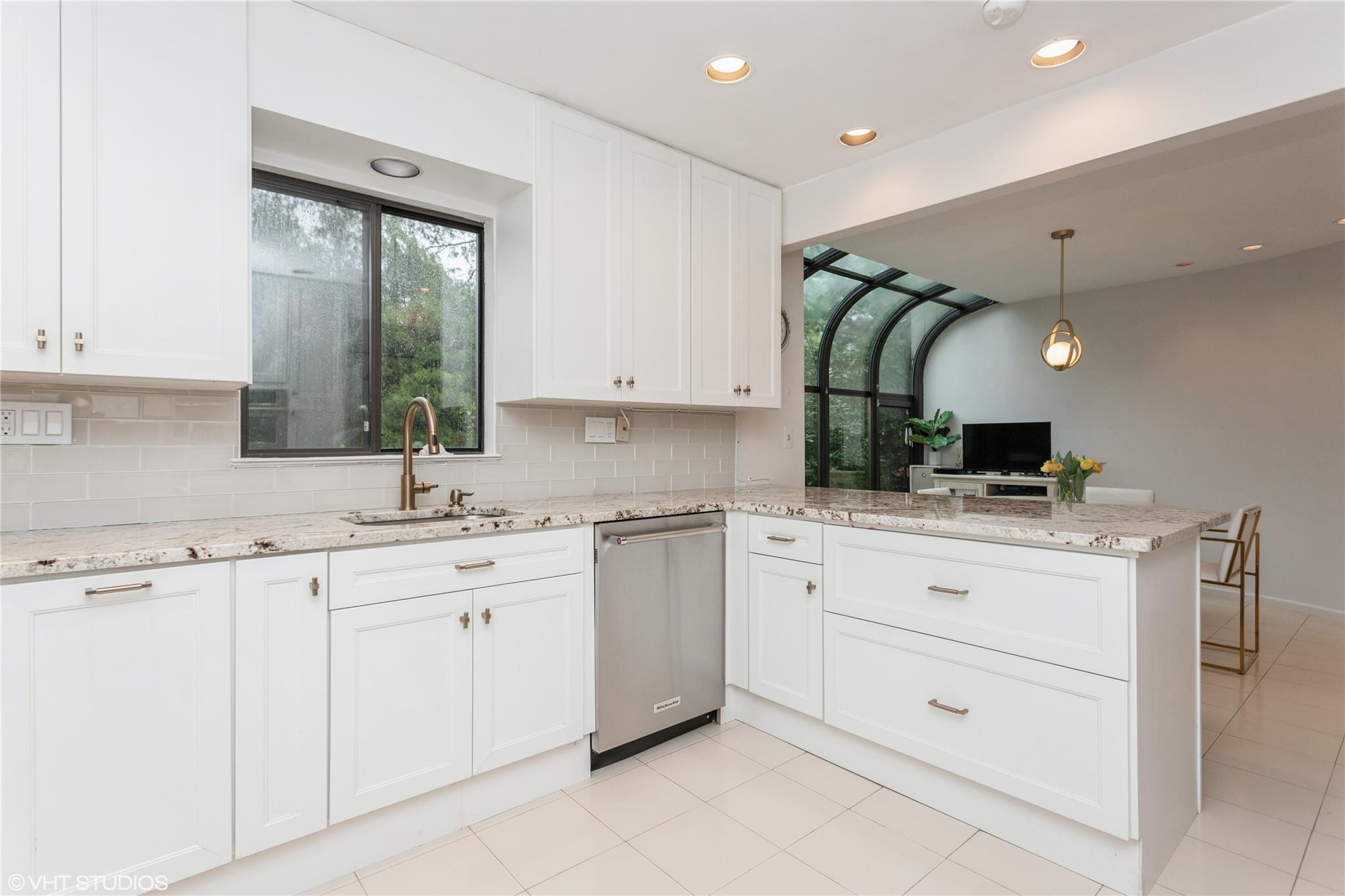 2 Brookridge Road, New Rochelle, New York image 17