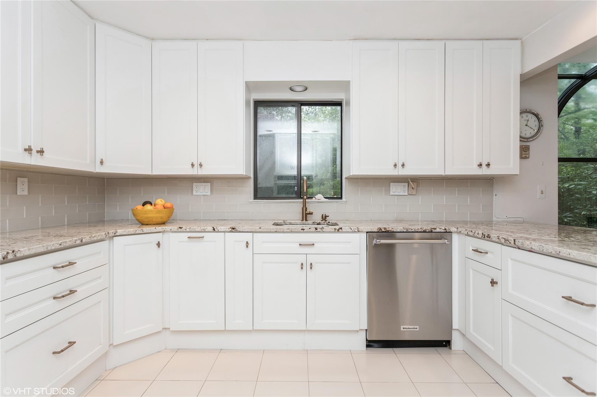 2 Brookridge Road, New Rochelle, New York image 19