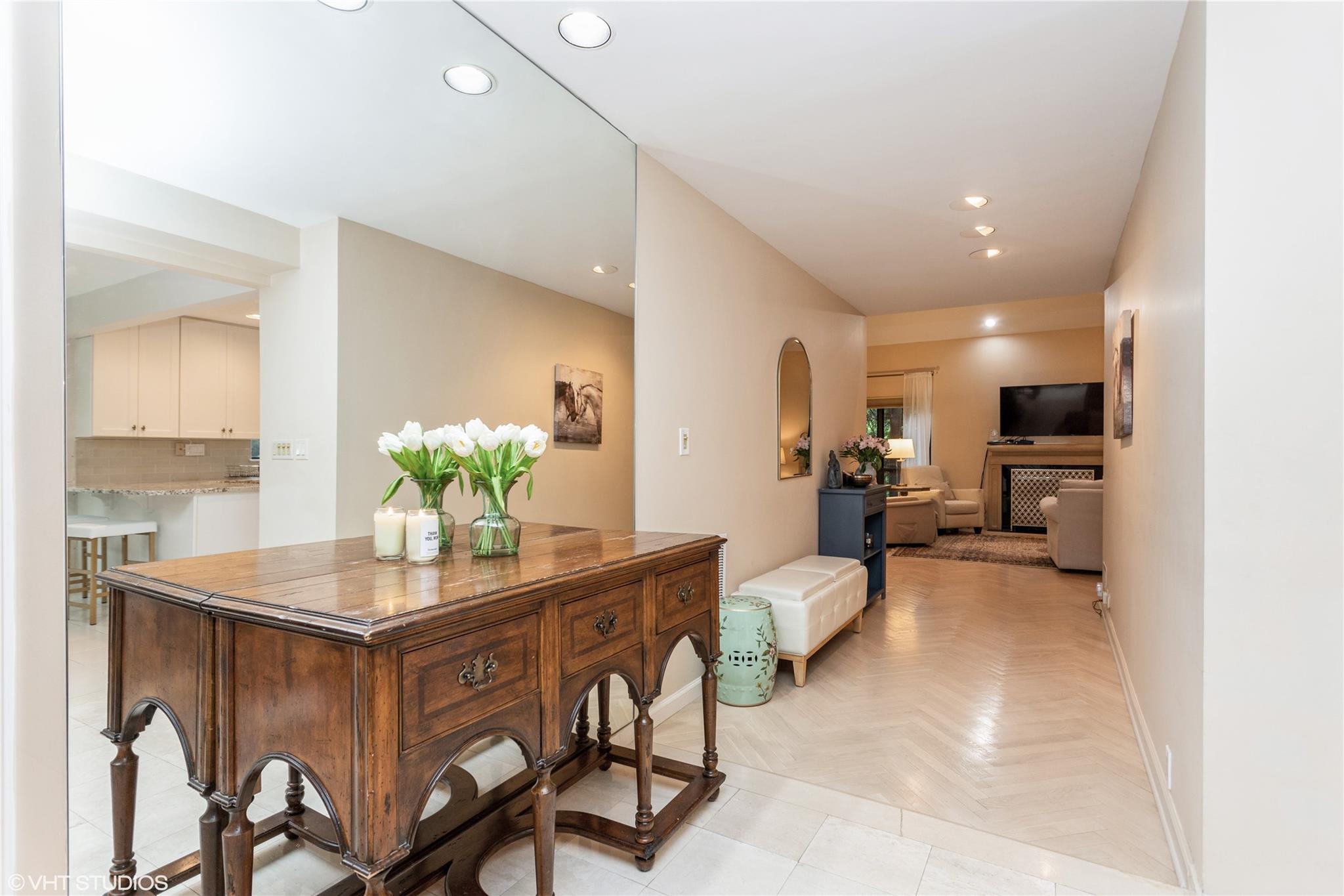 2 Brookridge Road