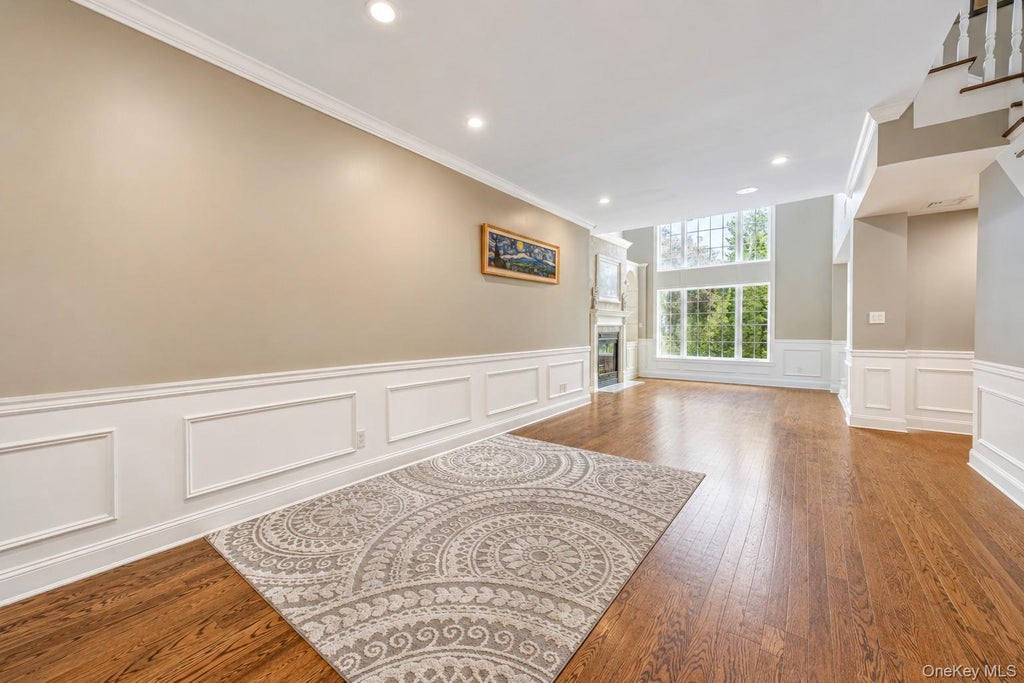 Photo of 70 Nursery Street, Locust Valley, NY 11560 (MLS # 1036391)