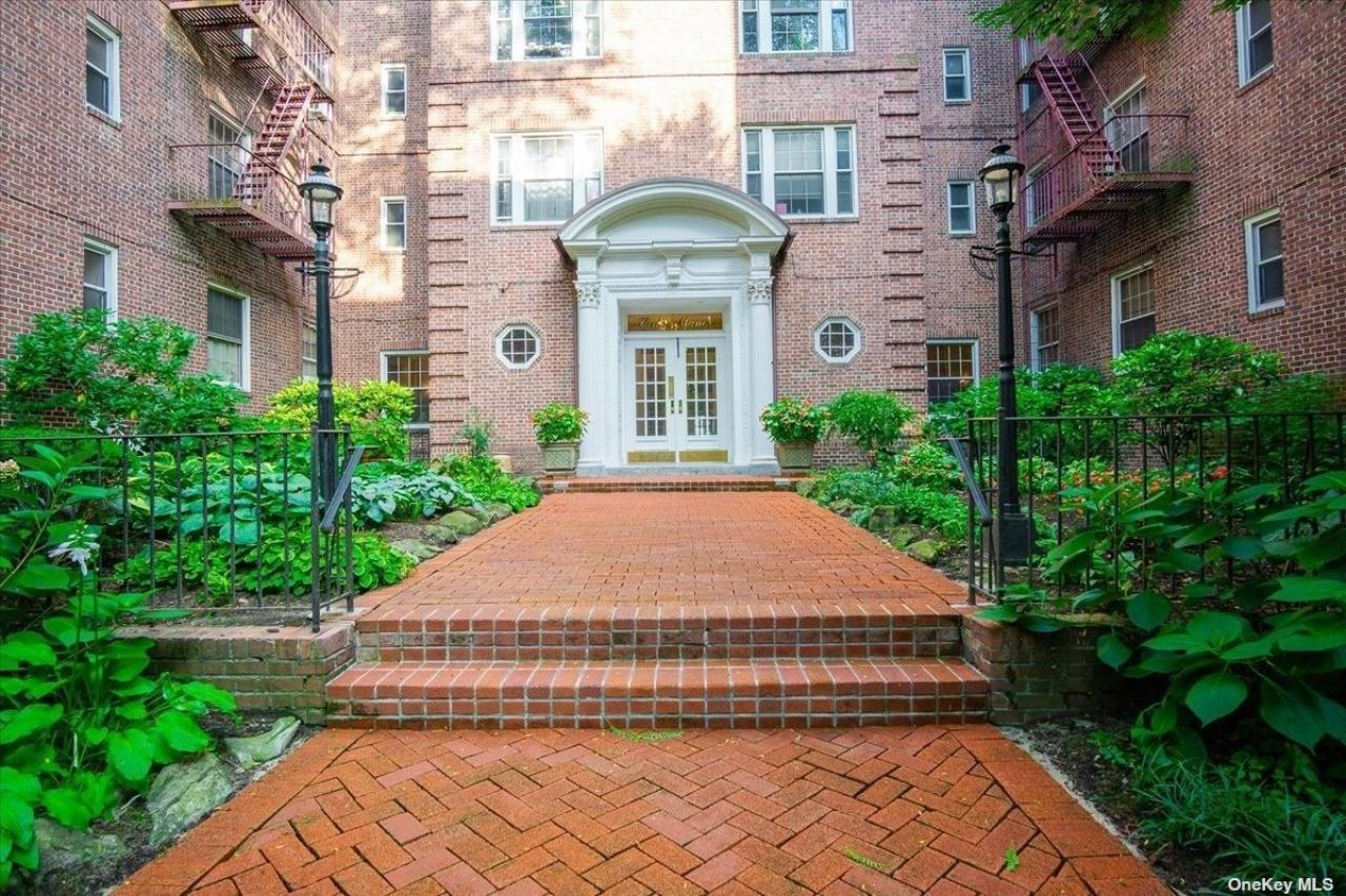 117-01 Park Lane South #B2L, Kew Gardens, New York image 2