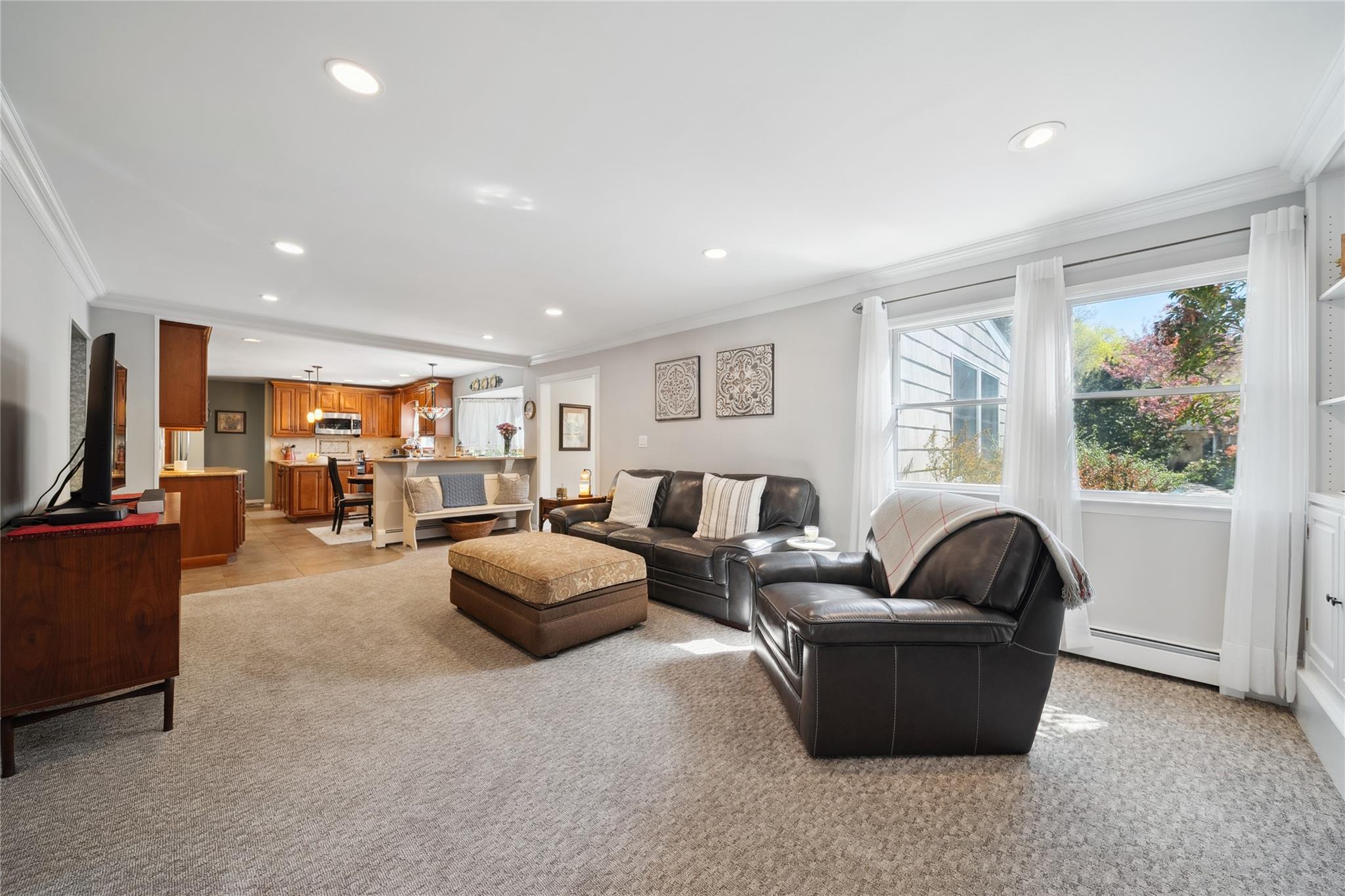 11 Timber Ridge Court, Sayville, New York image 12