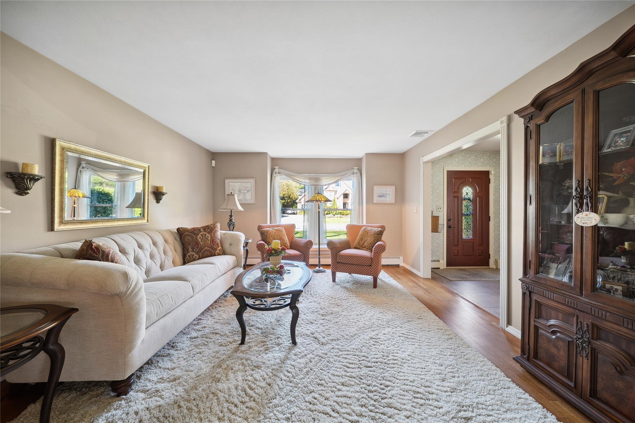 11 Timber Ridge Court, Sayville, New York image 5