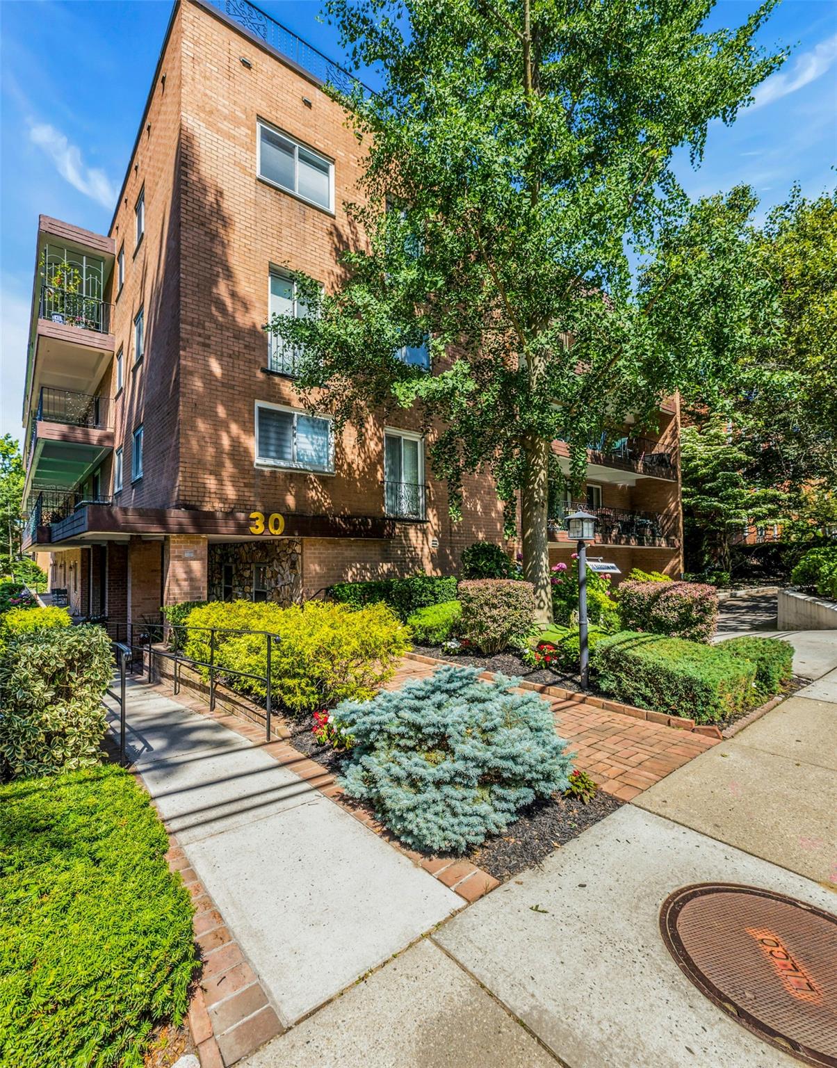 30 Barstow Road N 3C