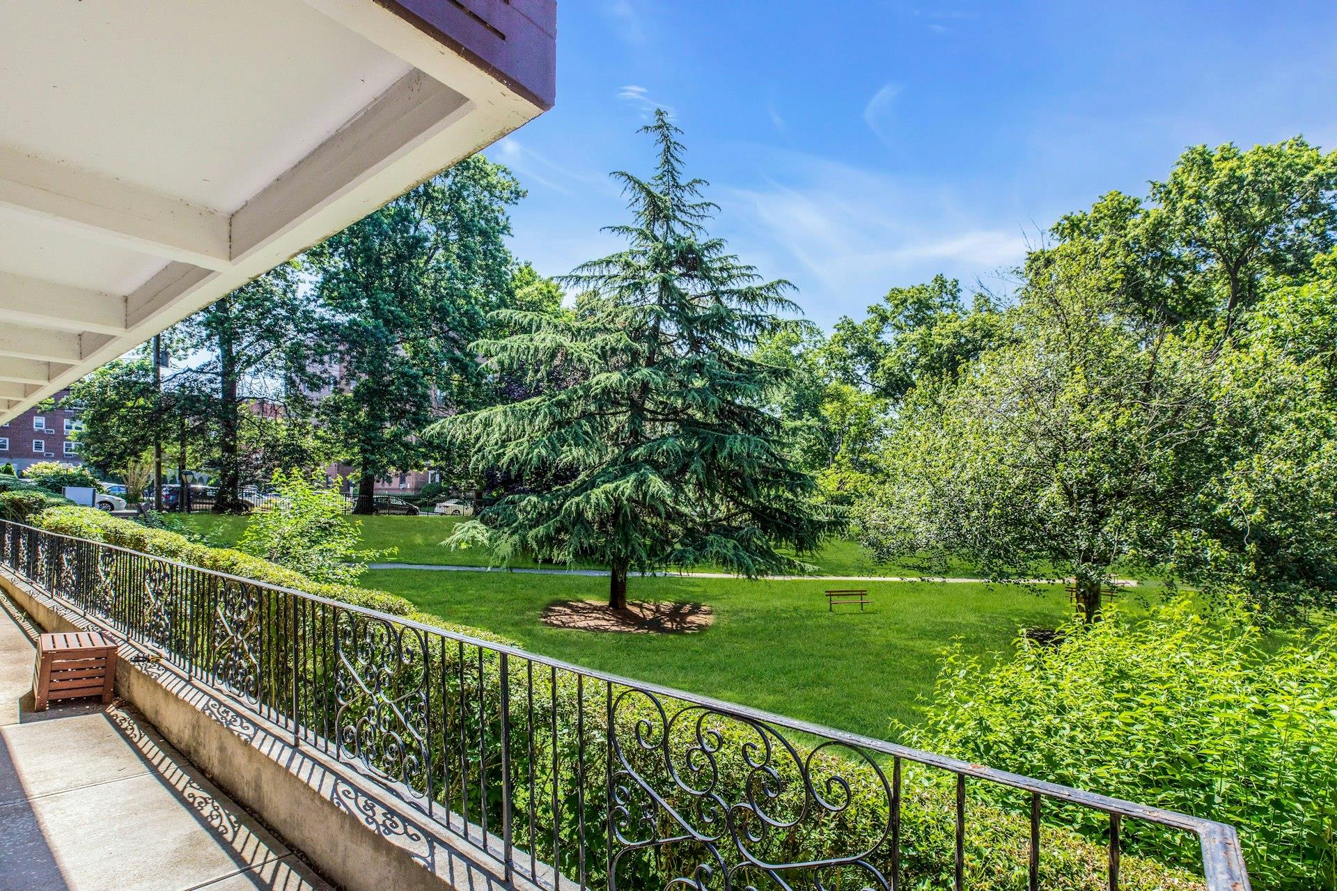 30 Barstow Road N 3C