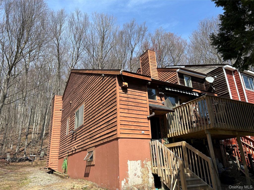 Photo of 53 Edelweiss Drive, Woodridge, NY 12789 (MLS # 983234)