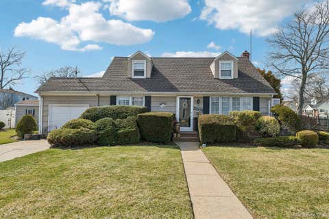Homes For Sale - 2002 Murray Place<br/> Merrick, NY 11566