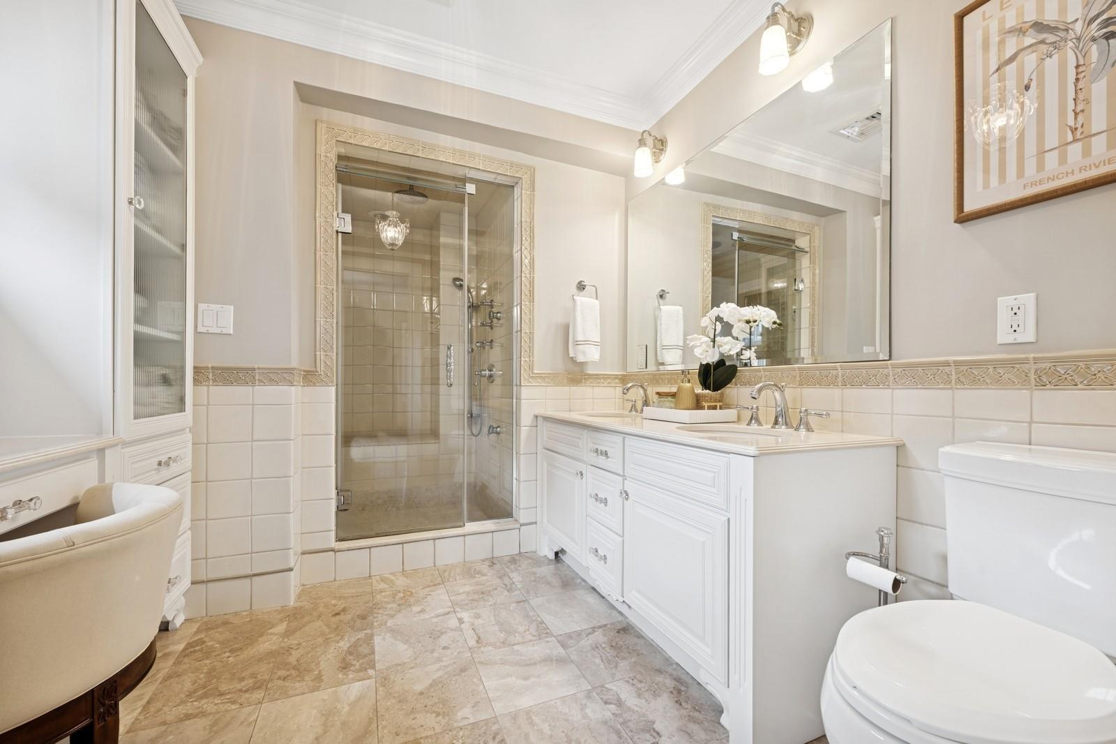 110 Lee Road, Garden City, New York image 23