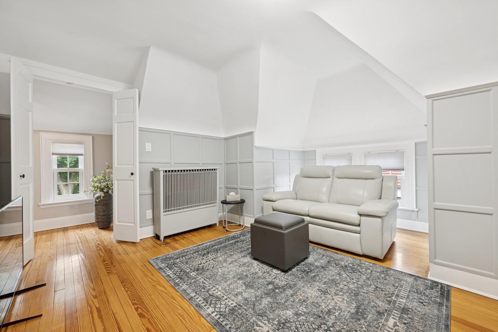 110 Lee Road, Garden City, New York image 28