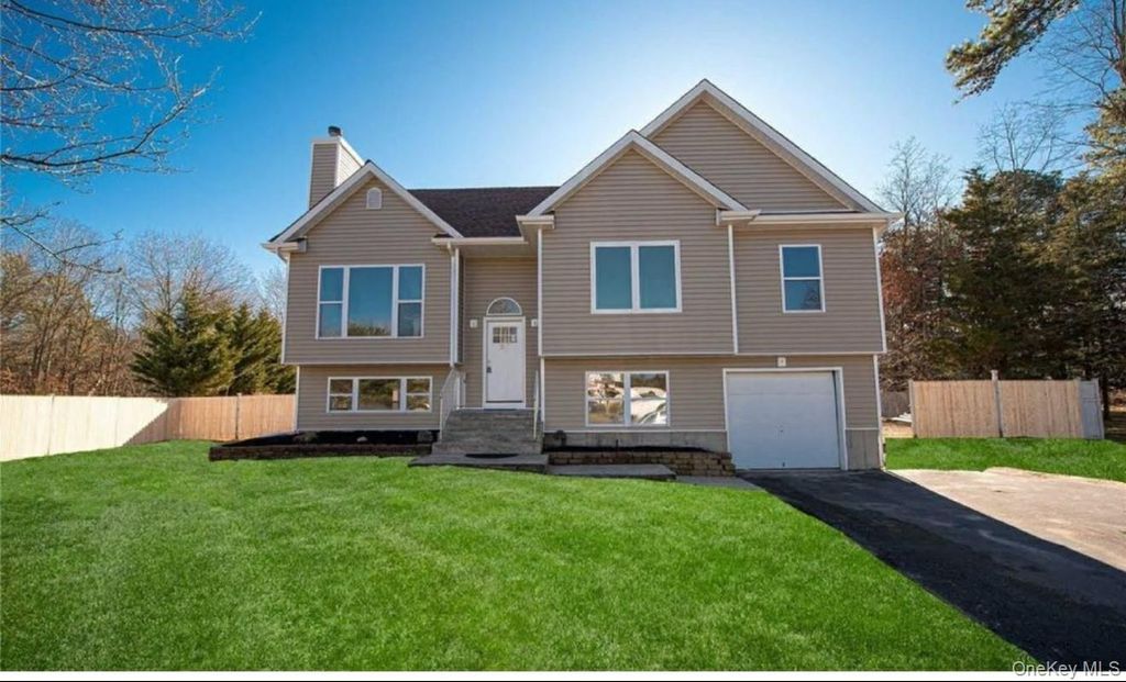 Photo of 57 Samantha Drive, Coram, NY 11727 (MLS # 955285)