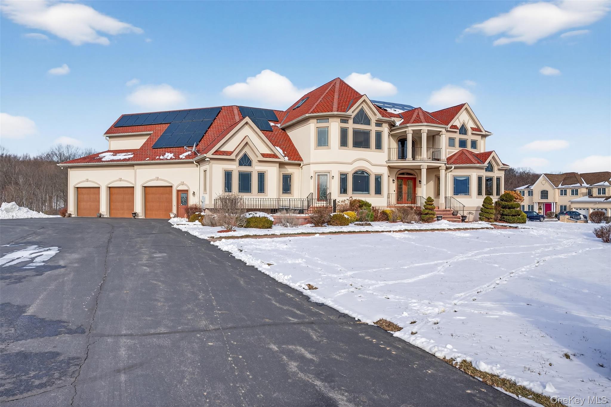 60 Cronomer Hts Drive