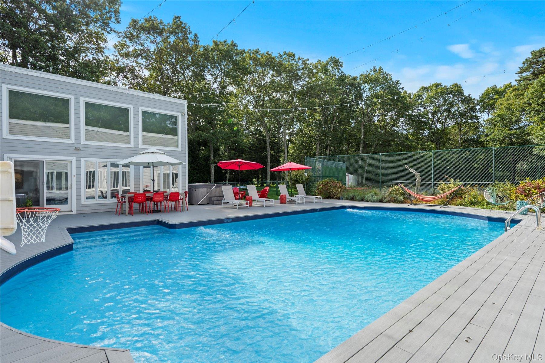 5 Lakewood Lane