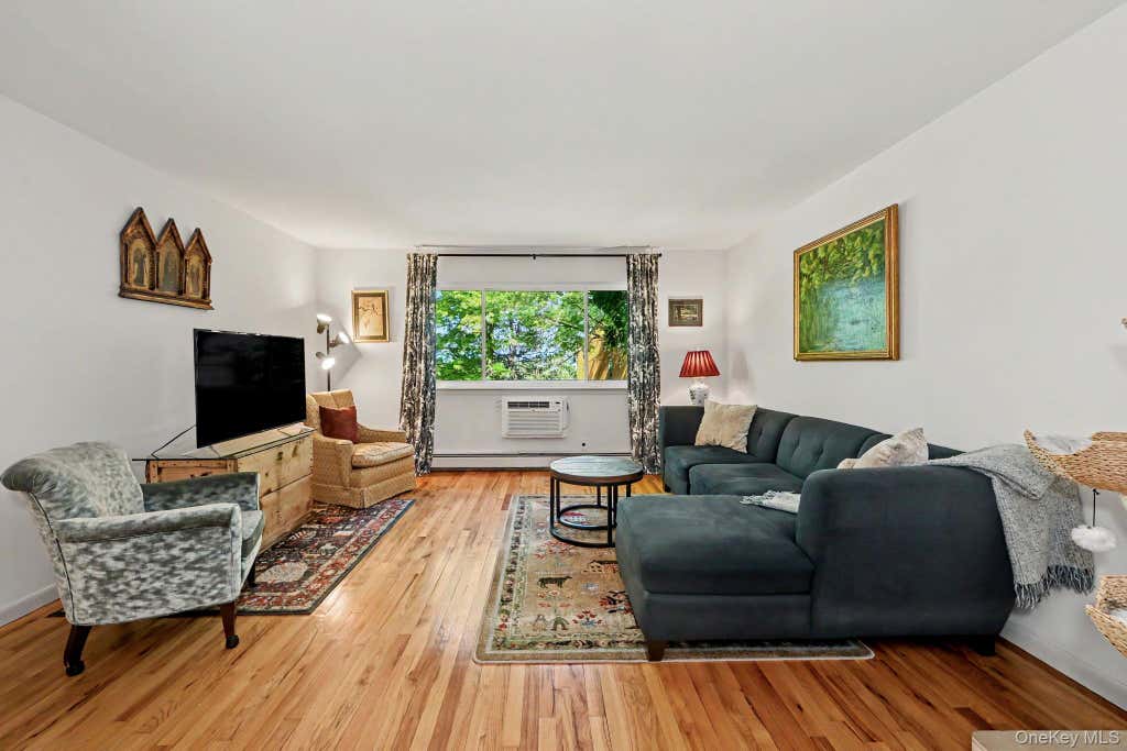 Photo of 12 Lark Lane, Croton-on-Hudson, NY 10520 (MLS # 1009936)