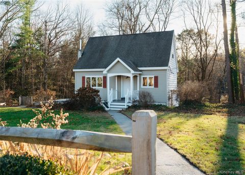 18 Mountainview Avenue Rosendale NY 12472