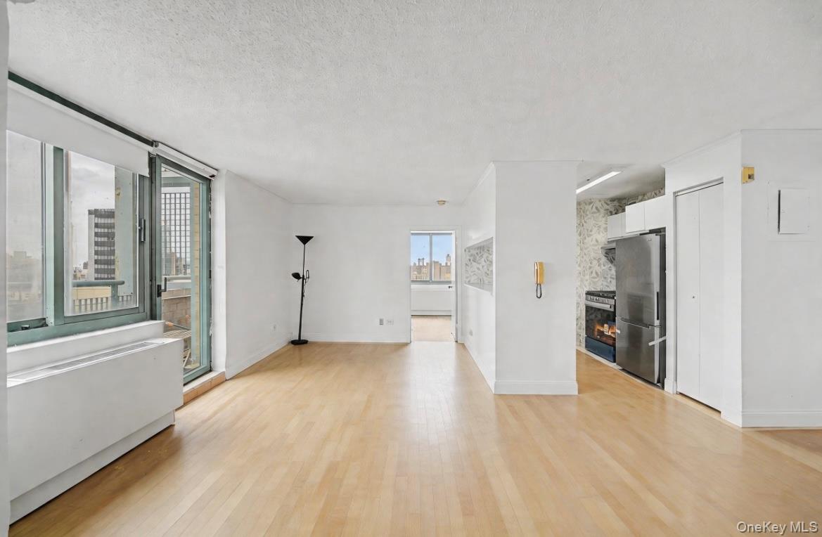 60 Henry Street 15F2