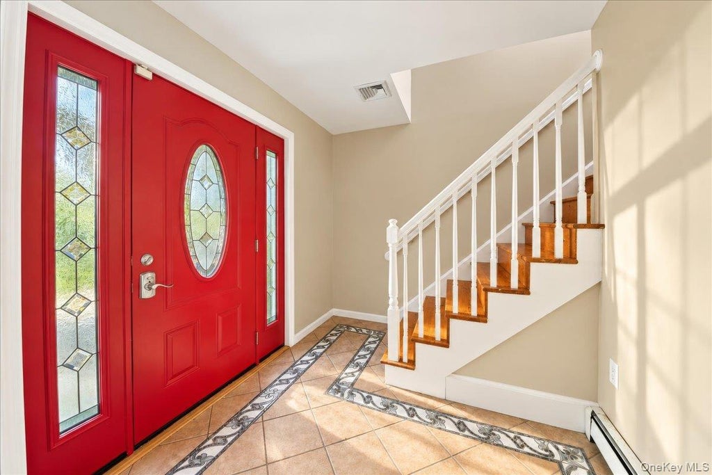 Photo of 78 Patmore Avenue, Yonkers, NY 10710 (MLS # 1059335)